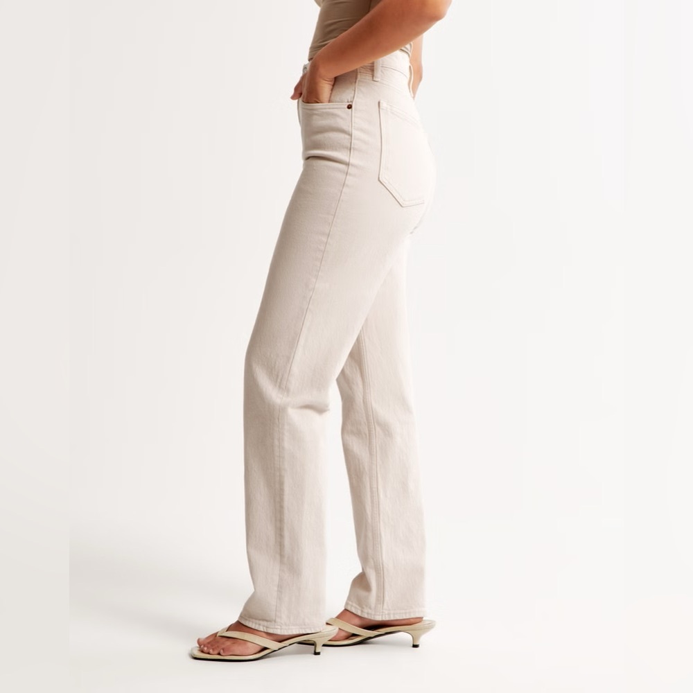 Abercrombie and Fitch Curve Love Ultra High Rise 90s Straight Jean